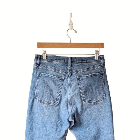 A&F‎ Super High Rise Skinny Ankle Jeans Medium Destroyed Wash sz 10 Reg - Picture 7 of 9